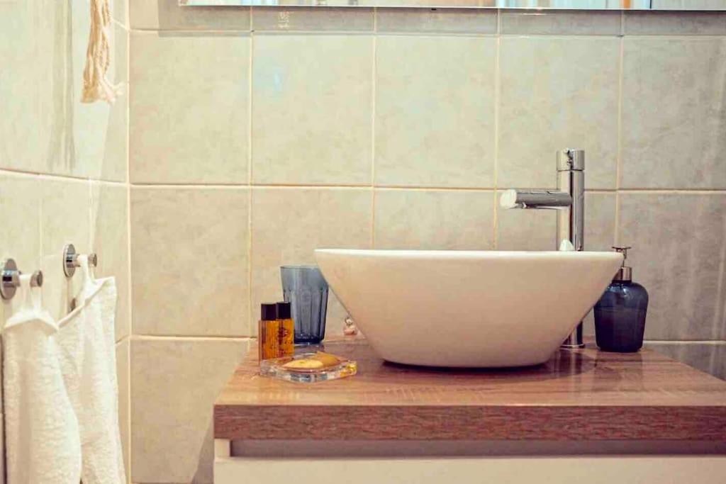 Appartement Casa Navi - Typical House By Navigli à Milan Extérieur photo