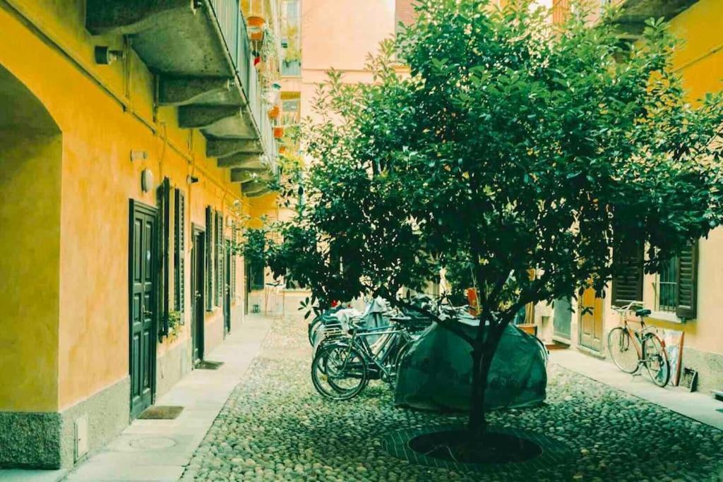 Appartement Casa Navi - Typical House By Navigli à Milan Extérieur photo