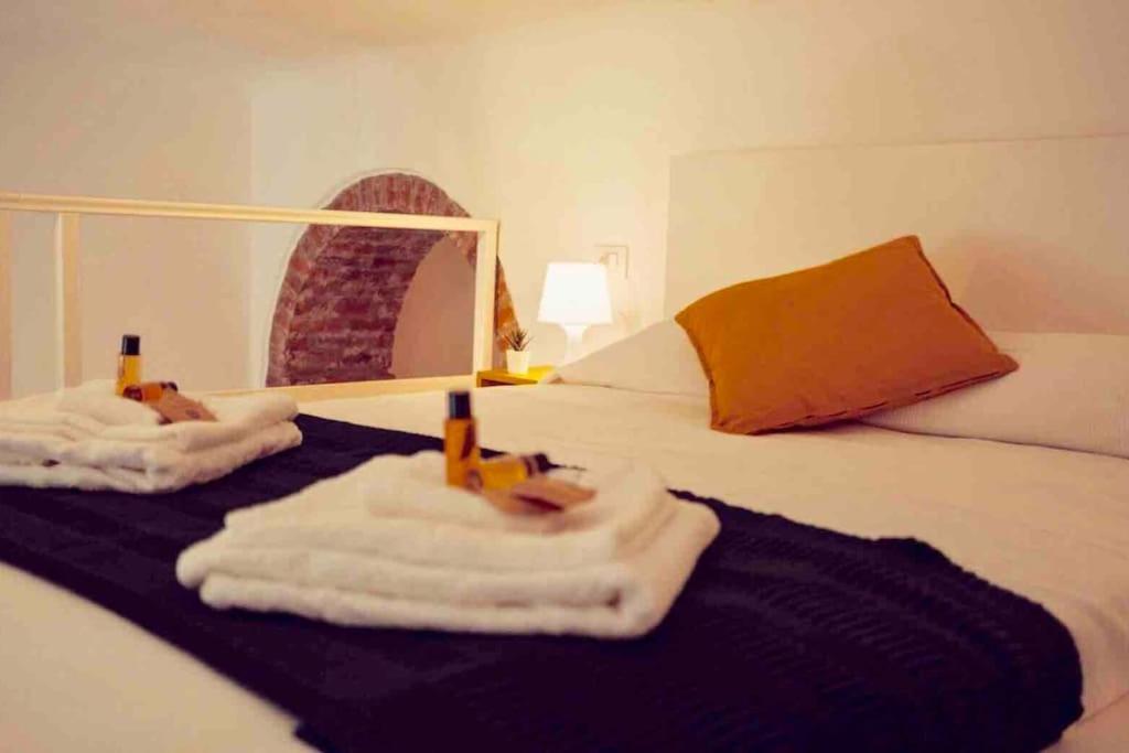 Appartement Casa Navi - Typical House By Navigli à Milan Extérieur photo